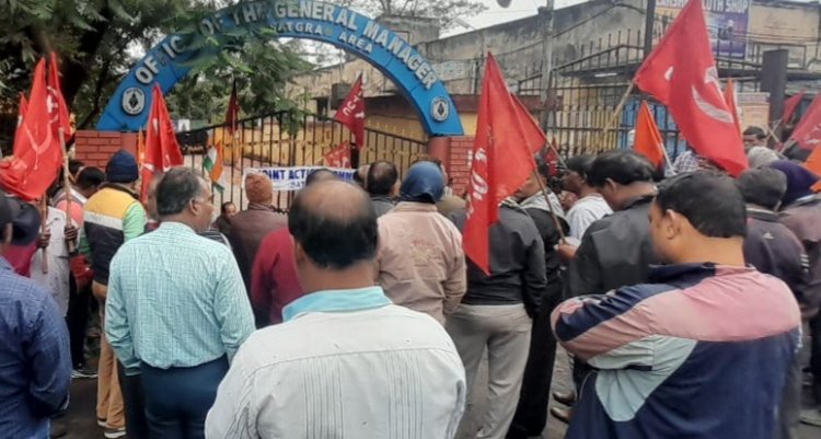 गलती करता है प्रबंधन और दोषी बनाया जाता है मजदूरों को: जैक