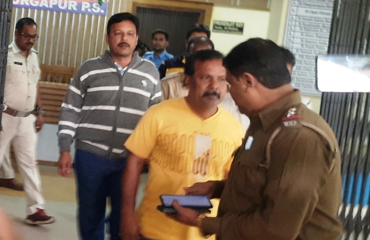 मुख्यमंत्री हुई सख्त, होने लगी कार्रवाई, कोई गिरफ्तार तो कोई निलंबित