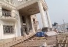 पूर्व बालू माफिया गुरु पदों का बंगलों