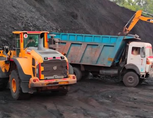 गोस्टो की साल और पत्नी की मिली भगत दो नंबर पैसा को एक नंबर करने में लगे हैं